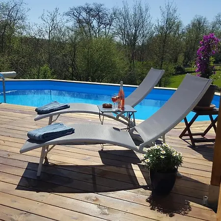 Gites De Verger, Stylish Self Catering Cottages In Sos Exterior photo
